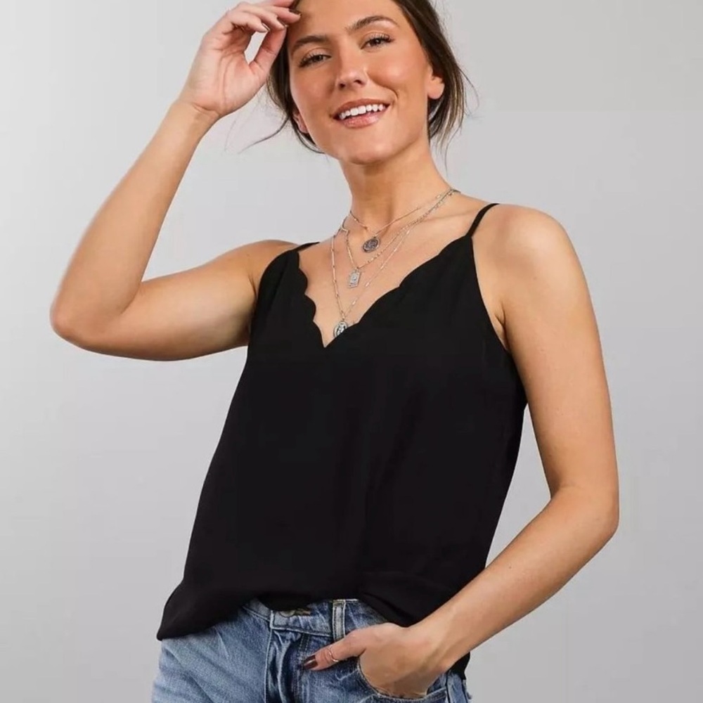 Black Socialite V-Neck Tank Top Camisole Size L